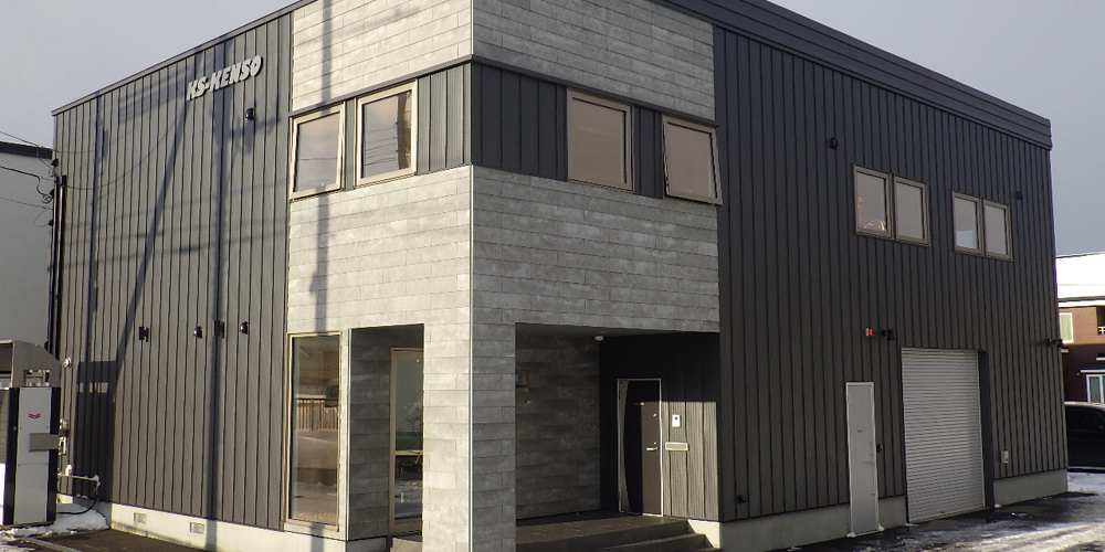 写真：店舗外観